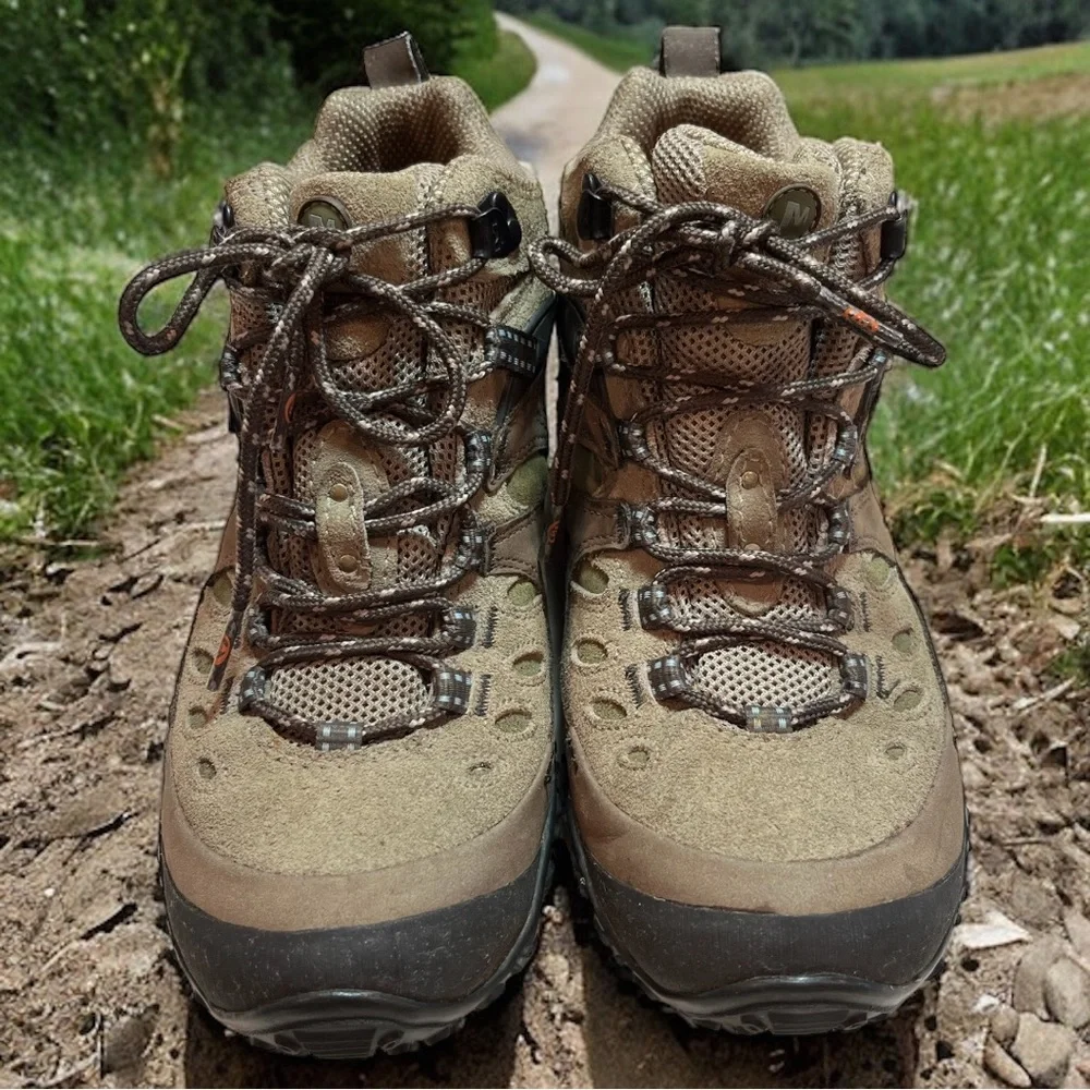 Shoes By Merrell - Picture 1 of 17